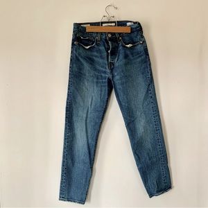 Levi’s Wedgie Fit Blue Jeans Size 27